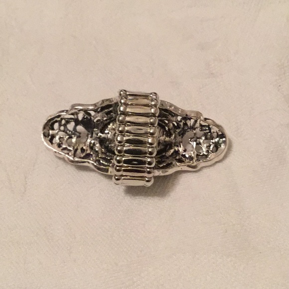 🌹NWOT Fabulous Costume Adjustable Ring Must Have - Picture 4 of 7